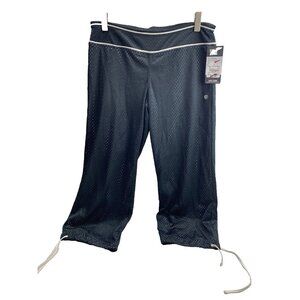 UFC Activewear Pants Women’s Size Small Capri Workout Athletic Gear